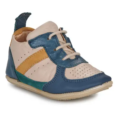 Easy Peasy MY PRE BASKET LACET girls's Children's Shoes (Trainers) in Multicolour