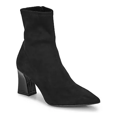 Tamaris ROSARIS women's Low Ankle Boots in Black