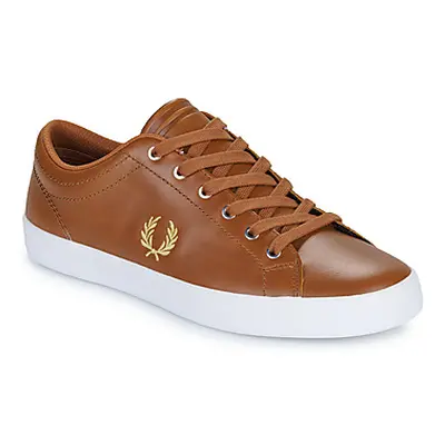 Fred Perry BASELINE LEATHER men's Shoes (Trainers) in Brown