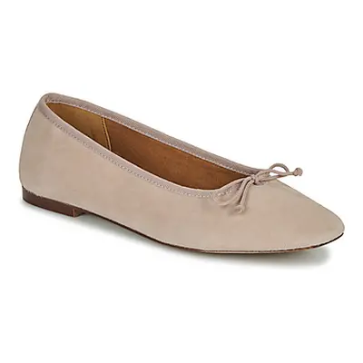 Geox D MARSILEA women's Shoes (Pumps / Ballerinas) in Beige