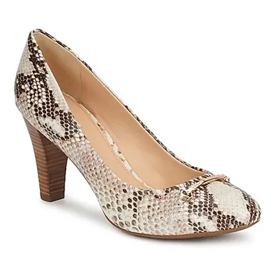 Geox MARIECLAIRE POMA women's Court Shoes in Beige