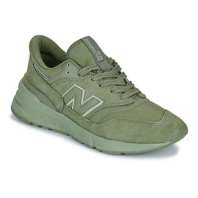 New Balance 997R men's Shoes (Trainers) in Kaki