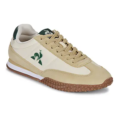 Le Coq Sportif VELOCE I men's Shoes (Trainers) in Beige