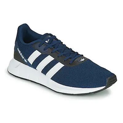 Adidas SWIFT RUN RF men's Shoes (Trainers) in Blue