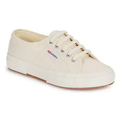 Superga 2750 COTON men's Shoes (Trainers) in Beige