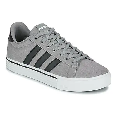 Adidas DAILY 4.0 men's Shoes (Trainers) in Grey