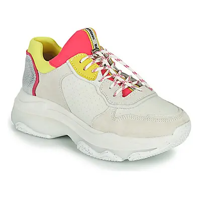 Bronx BAISLEY women's Shoes (Trainers) in White