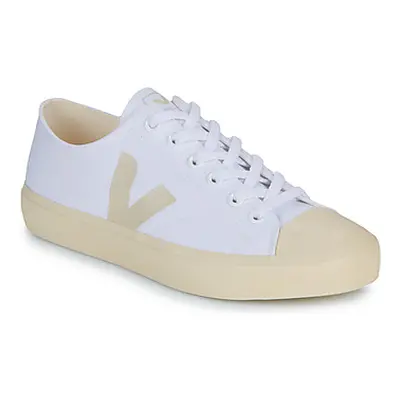 Veja WATA II men's Shoes (Trainers) in White