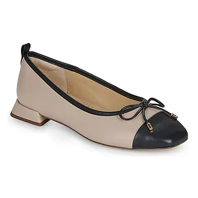 Clarks UBREE15 POPPY women's Shoes (Pumps / Ballerinas) in Beige