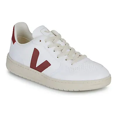 Veja V-10 women's Shoes (Trainers) in White