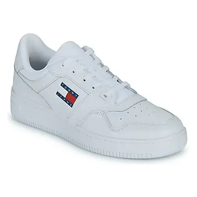 Tommy Jeans TJM RETRO BASKET ESS men's Shoes (Trainers) in White