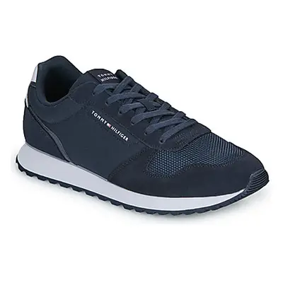 Tommy Hilfiger NEW RUNNER EVA MIX FLAG men's Shoes (Trainers) in Marine