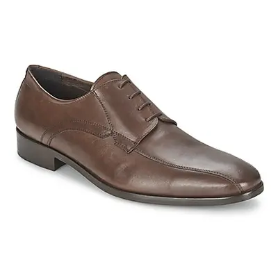 So Size CURRO men's Casual Shoes in Brown