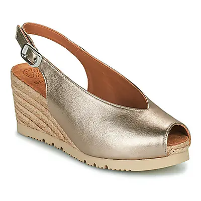 Unisa MAESE women's Sandals in Gold