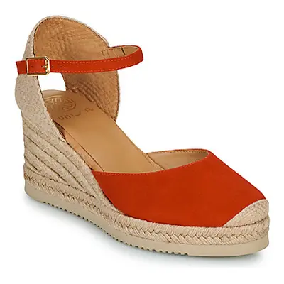 Unisa CACERES women's Espadrilles / Casual Shoes in Red