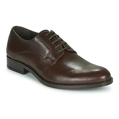 Carlington NOCOLA men's Casual Shoes in Brown