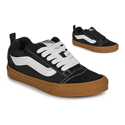 Vans Knu Skool men's Shoes (Trainers) in Black