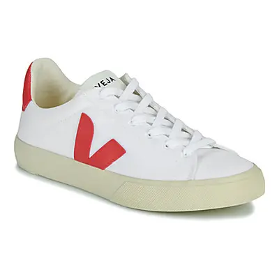 Veja CAMPO CANVAS men's Shoes (Trainers) in White