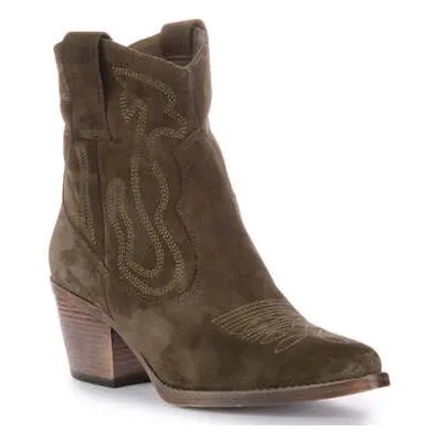 Justinreess England Nova Suede Olive women's Boots in Green