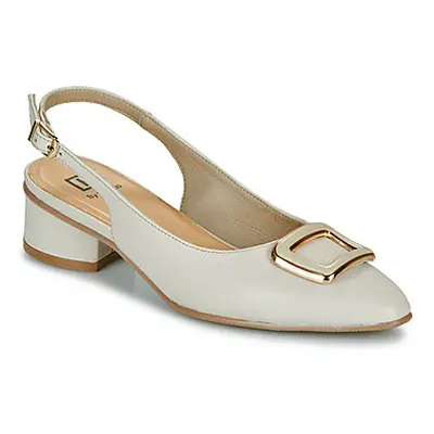 Dorking TEA women's Court Shoes in White