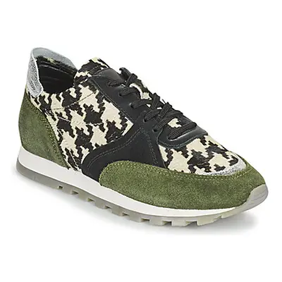 JB Martin GLOIRE women's Shoes (Trainers) in Green