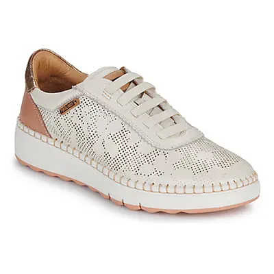 Pikolinos ARENAS W0C women's Shoes (Trainers) in White