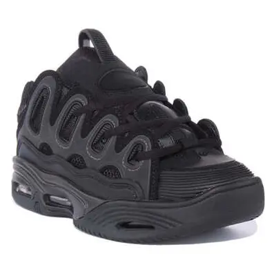 Osiris D3 2001 men's Trainers in Black