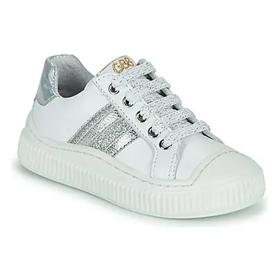 GBB WAKA girls's Children's Shoes (Trainers) in White