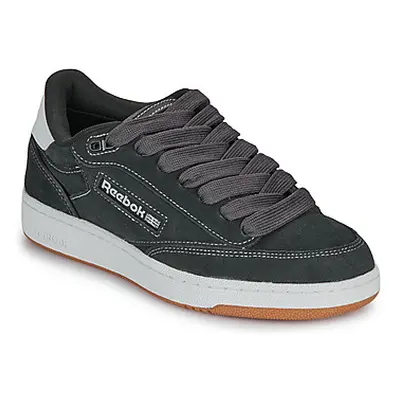 Reebok Classic CLUB C BULC CLN women's Shoes (Trainers) in Black