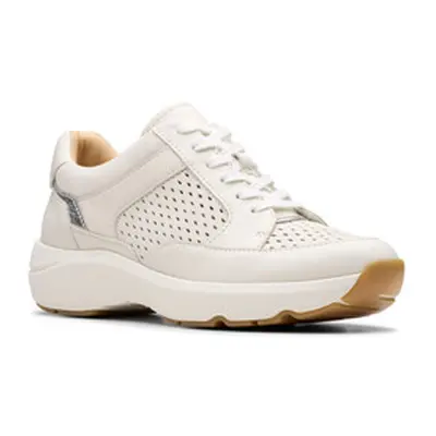 Clarks Tivoli Walk women's Shoes (Trainers) in White