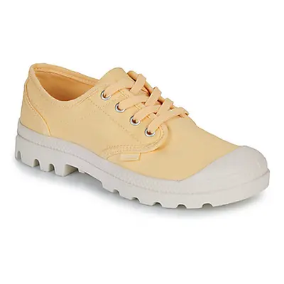 Palladium PAMPA OX women's Shoes (Trainers) in Yellow