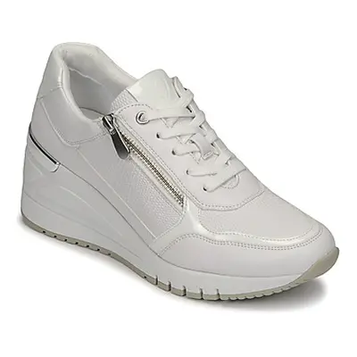 Marco Tozzi 2-2-23743-20-100 women's Shoes (Trainers) in White