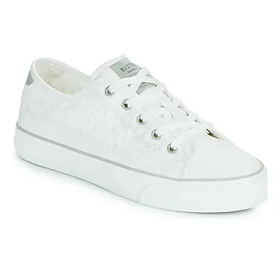 Mustang 1272309 women's Shoes (Trainers) in White