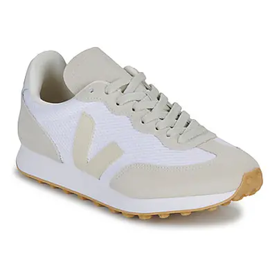 Veja RIO BRANCO women's Shoes (Trainers) in White