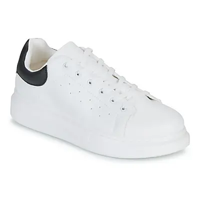 Jack & Jones JFWBOLTON men's Shoes (Trainers) in White