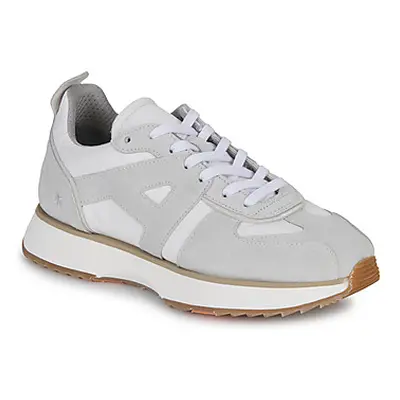 Art Turin women's Shoes (Trainers) in White