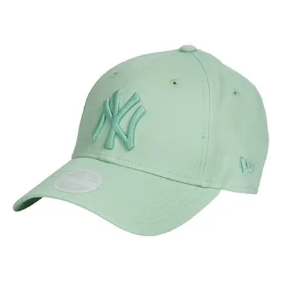 New-Era LEAGUE ESSENTIAL 9FORTY NEW YORK YANKEES women's Cap in Green