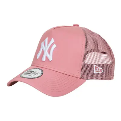 New-Era LEAGUE ESSENTIAL TRUCKER NEW YORK YANKEES women's Cap in Pink