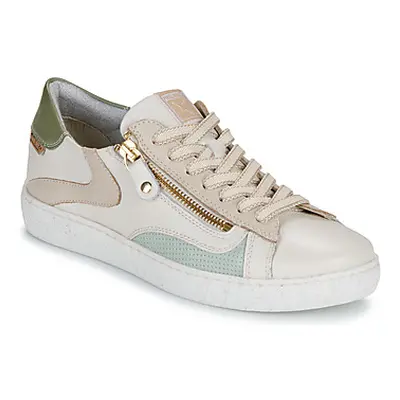 Pikolinos LANZAROTE women's Shoes (Trainers) in White