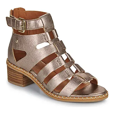 Pikolinos BLANES W3H women's Sandals in Gold