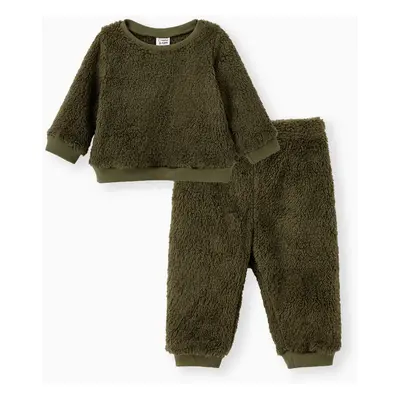 2pcs Baby Boy/Girl Thermal Fuzzy Long-sleeve Pullover and Pants Set