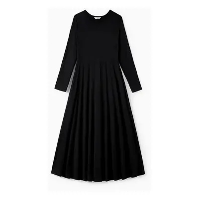 Mommy and Me Black Long Sleeves Flowy Ruffle Bottom Dresses with Pockets