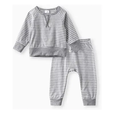 2pcs Baby 95% Cotton Long-sleeve All Over Striped Pullover and Trousers Set