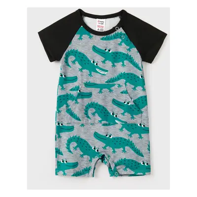 Family Matching Cartoon Crocodile Printed Raglan Sleeves Pajamas Sets