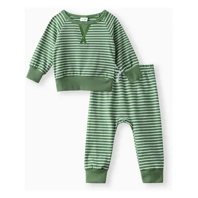 2pcs Baby 95% Cotton Long-sleeve All Over Striped Pullover and Trousers Set