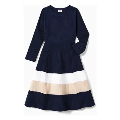 Family Matching Color-Block Knit Long-Sleeved Dresses And Tops Sets