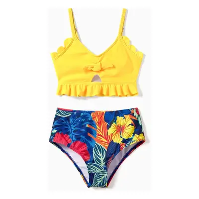 Family Matching Solid Scallop Trim Strappy Two-piece Swimsuit or Allover Floral Print Swim Trunk