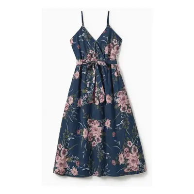 Family Matching Allover Floral Print Belted Cami Dresses and Short-sleeve Colorblock T-shirts Se