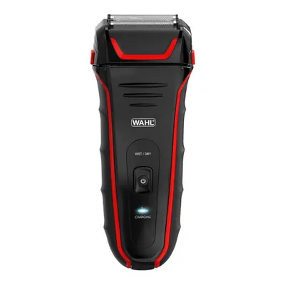 Wahl Clean & Close Plus Wet/Dry Shaver - Black/Red