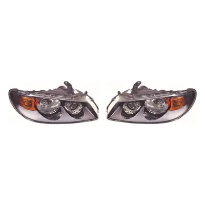 For Nissan Almera N16 Saloon 2/2003-2006 Black Headlights Lamps Pair O/S & N/S